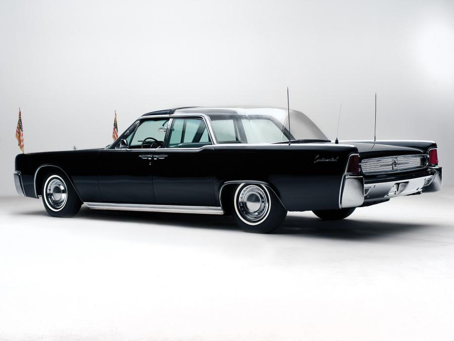  Lincoln Continental Bubbletop Kennedy Limousine 1962 года  (фото 26 из 26)